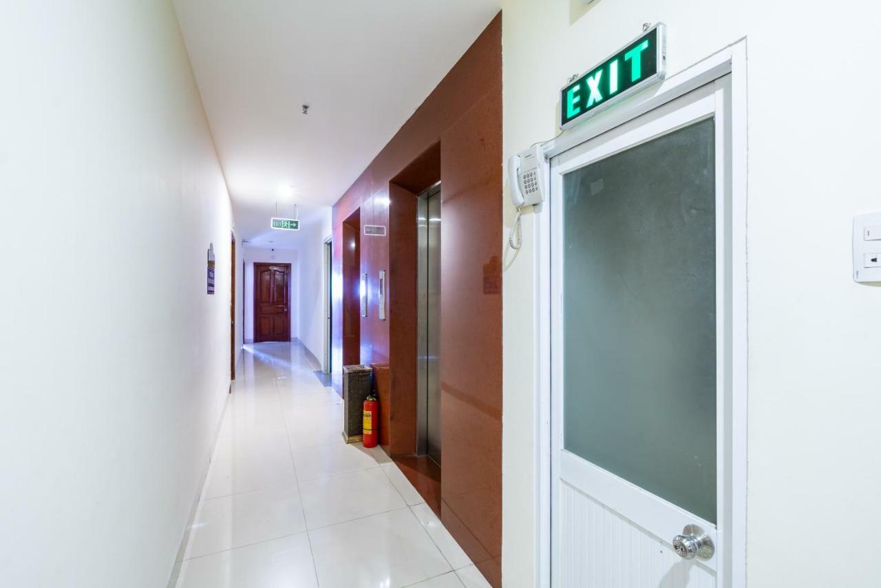 דה נאנג Oyo 375 Hoa Binh Hotel מראה חיצוני תמונה