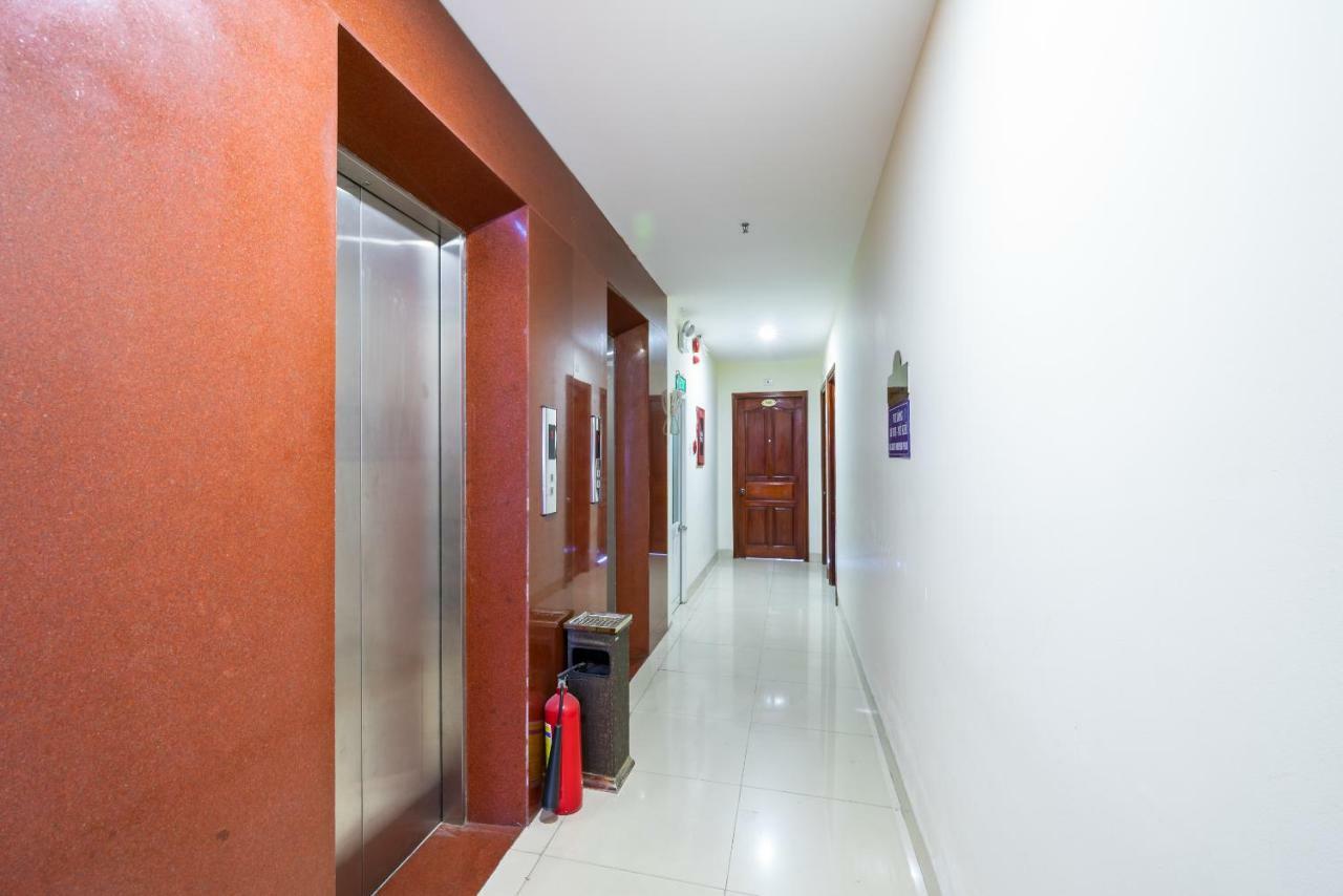דה נאנג Oyo 375 Hoa Binh Hotel מראה חיצוני תמונה