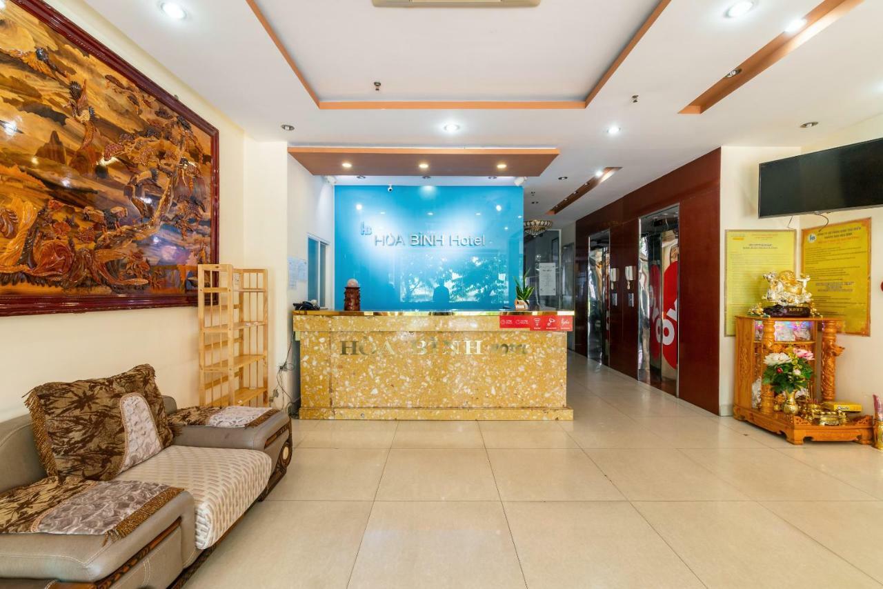 דה נאנג Oyo 375 Hoa Binh Hotel מראה חיצוני תמונה