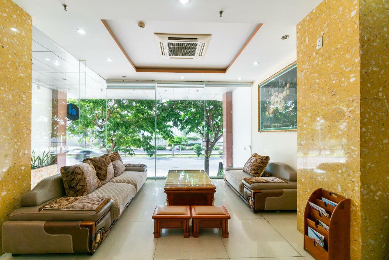 דה נאנג Oyo 375 Hoa Binh Hotel מראה חיצוני תמונה