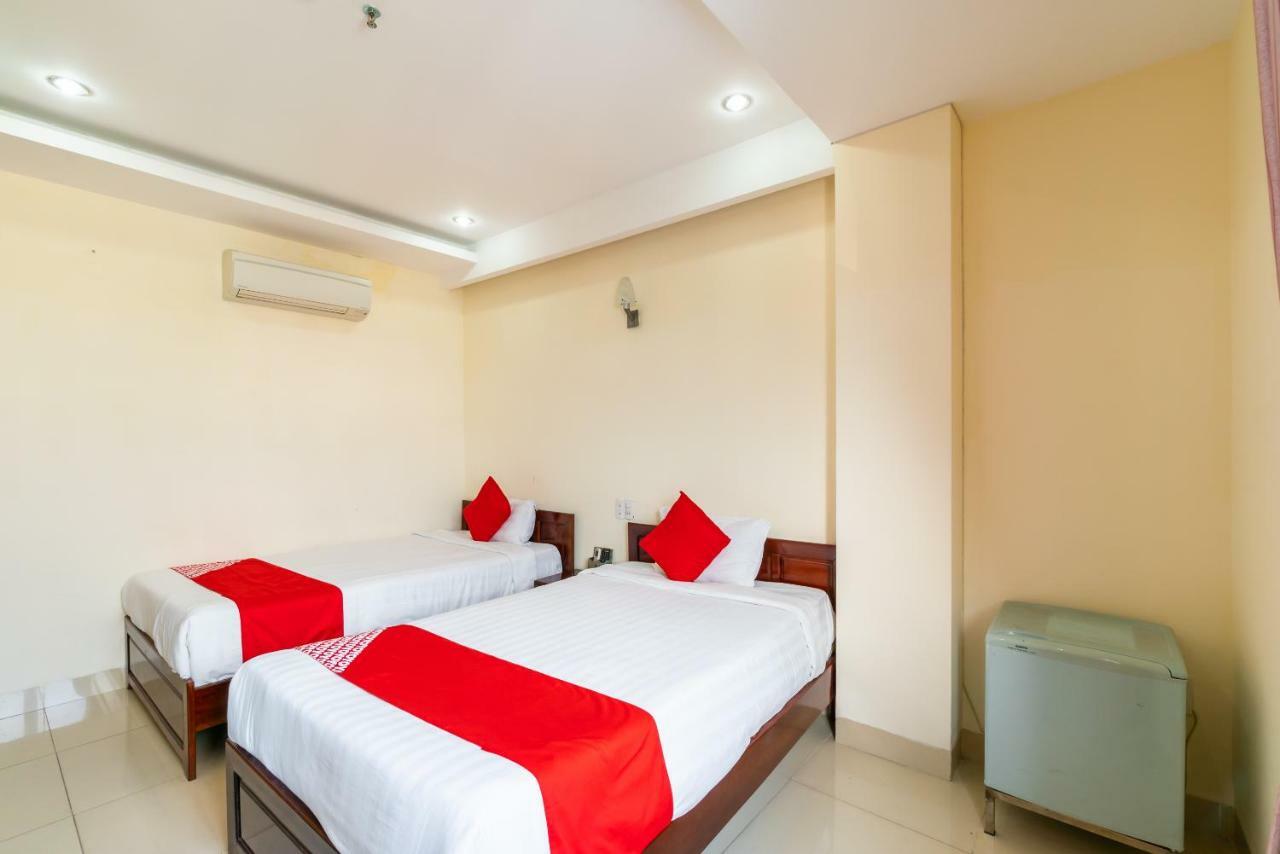 דה נאנג Oyo 375 Hoa Binh Hotel מראה חיצוני תמונה