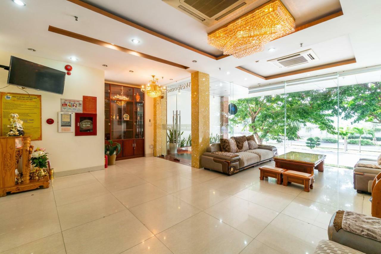 דה נאנג Oyo 375 Hoa Binh Hotel מראה חיצוני תמונה