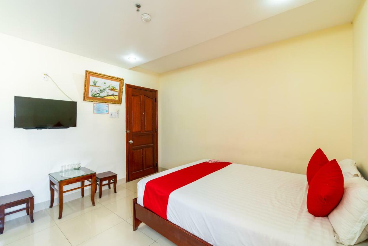 דה נאנג Oyo 375 Hoa Binh Hotel מראה חיצוני תמונה